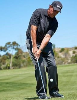 Chipping Là Gì? Kỹ Thuật Chipping Golf Chuẩn Mà Golfer Nên Biết