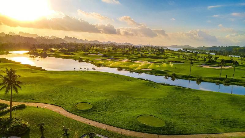 Sân golf Sông Giá được xây dựng tại vị trí địa lý thuận lợi