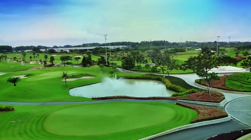Sân golf Phú Mỹ có một vị trí địa lý thuận lợi cho việc đi lại