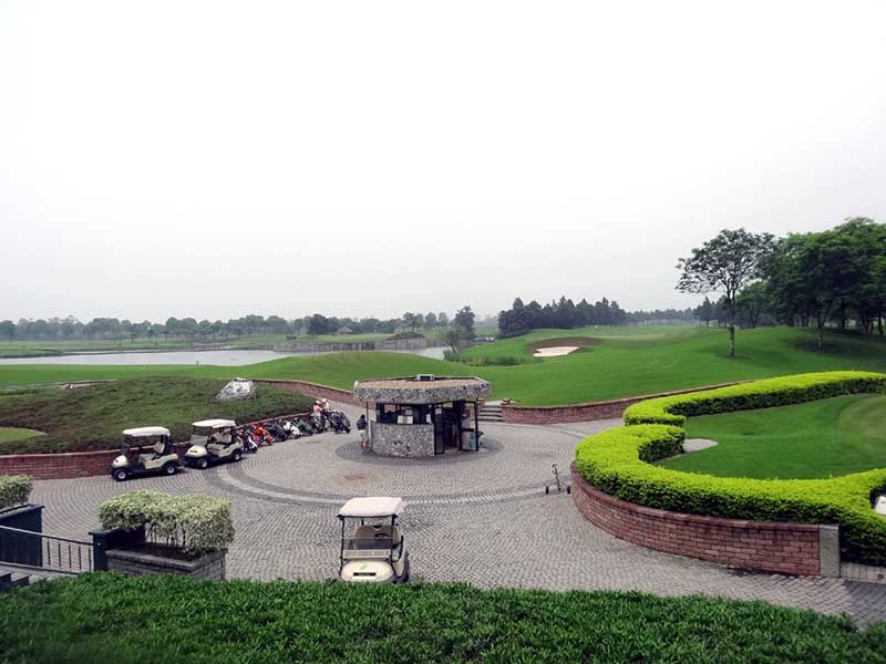 Sân Vân Trì có đầy đủ các tiện ích phục vụ các golfer khi lên sân