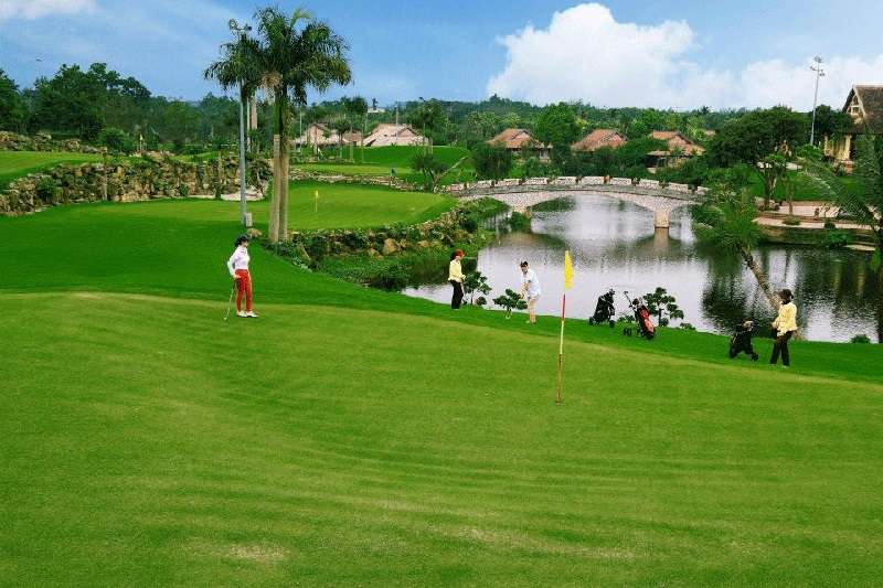 Sân 9 hố phù hợp với những golf thủ không có quá nhiều thời gian ra sân