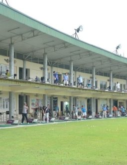 Sân tập golf Đảo Sen có quy mô 2 tầng