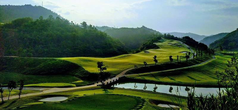 Giá chơi tại sân Hilltop phù hợp với mọi golf thủ