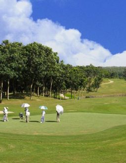 Sân Golf Quận 9 Gây Ấn Tượng Với Thiết Kế 36 Hố Tiêu Chuẩn