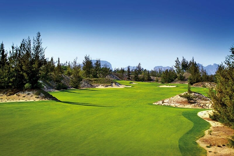 Bảng giá tham gia tại sân Dunes Đà Nắng phù hợp với mọi golfer