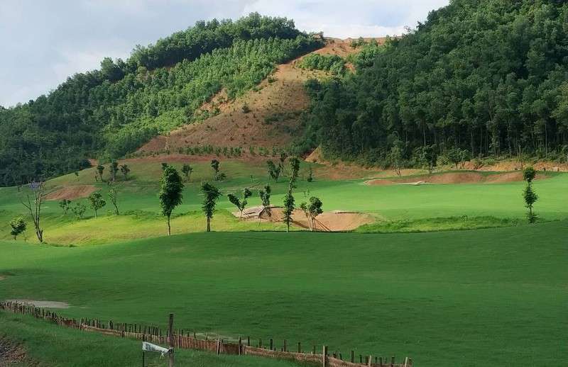 Từng hố golf được thiết kế ấn tượng