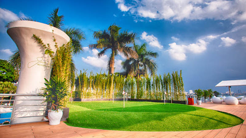 Sân tọa lạc tại vị trí cực thuận lợi cho golfer hà thành