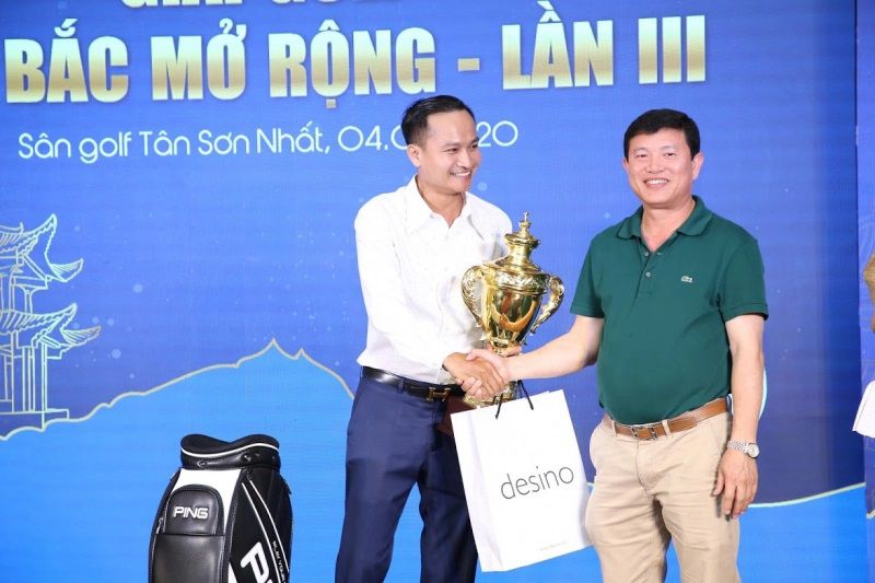 Single golf Nông Trung Hiếu