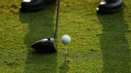 Đặt Mặt Gậy Golf Có Quan Trọng Không Và Cách Thực Hiện Chuẩn Nhất
