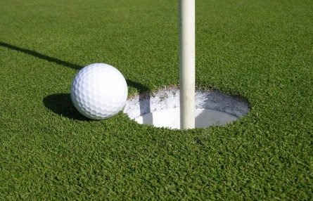 Luật golf trên green có sự điều chỉnh thay đổi