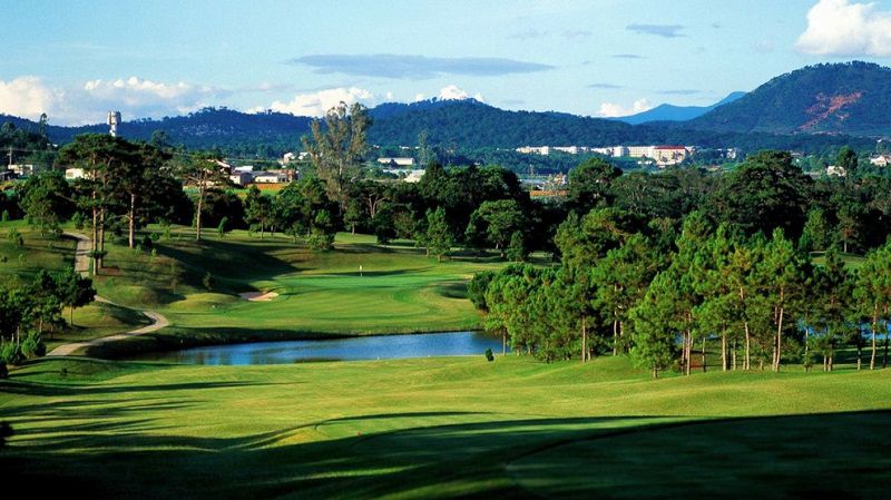 Dalat Palace Golf Club là sân lâu đời nhất tại Châu Á