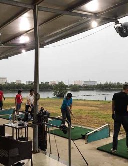 Hình ảnh sân golf Vinh tân