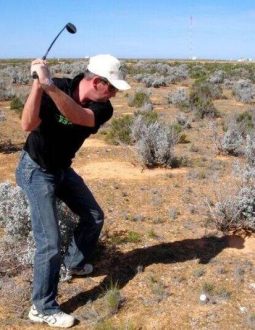 Golfer chú ý tính lực đầu gậy chuẩn nhất