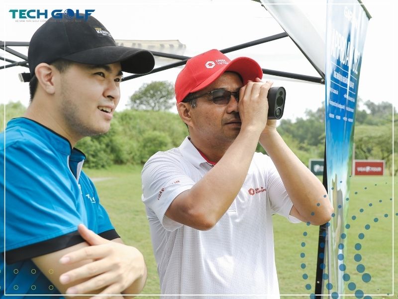 Techgolf Mang Đến Trải Nghiệm Sản Phẩm Garmin Cùng Các Golfer Tại Giải Đấu DNSE