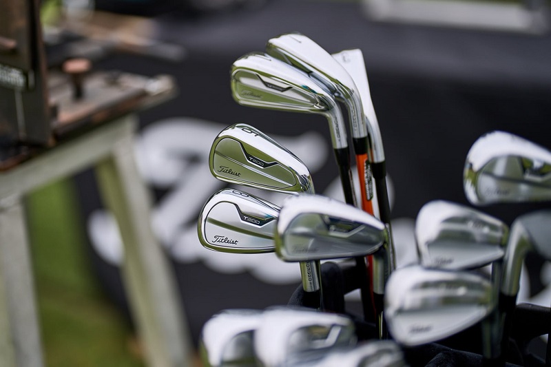 Mẫu gậy hàng đầu phải kể đến Titleist mà golfer không nên bỏ qua