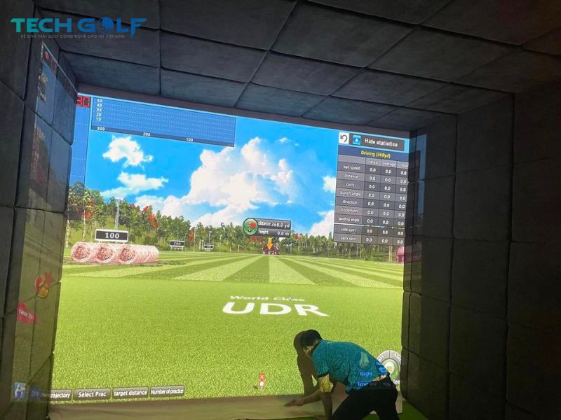 Techgolf cùng các chuyên gia đến khảo sát, set up và thực hiện dự án golf OKONGOLF