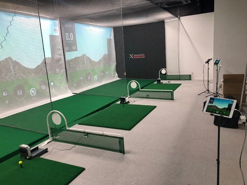 Thường các mẫu thảm sẽ được thiết kế âm sàn để đảm bảo an toàn cho golfer