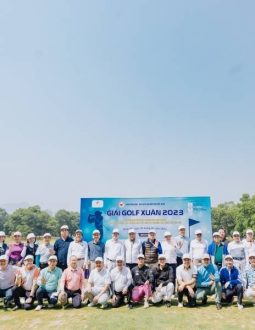 Techgolf tài trợ giải golf của Làng Văn Hóa