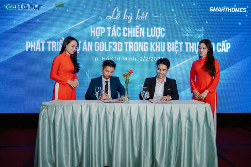 Đại diện Techgolf và Smarthomes ký kết hợp tác phát triển golf 3D trong khu biệt thự cao cấp