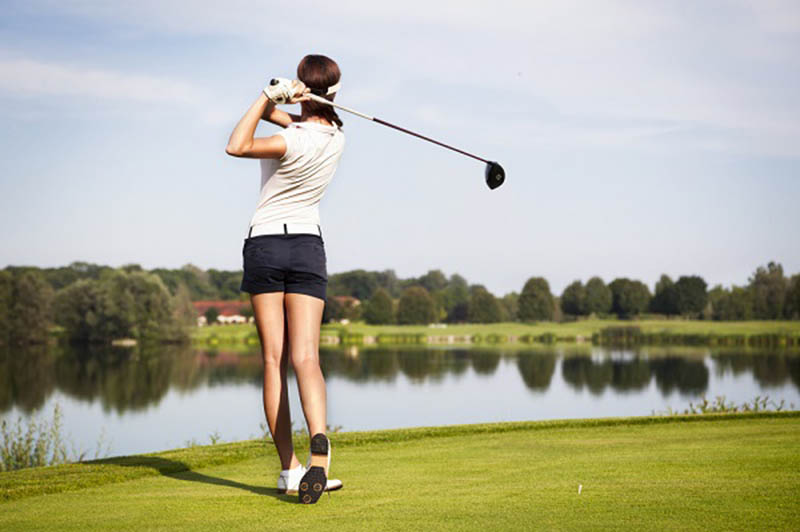 Golfer nên tham khảo những đánh giá thực tế từ người mua hàng