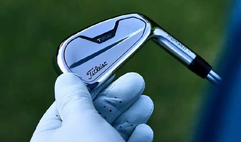 Titleist T200 với thiết kế Max Impact giúp gia tăng tốc độ