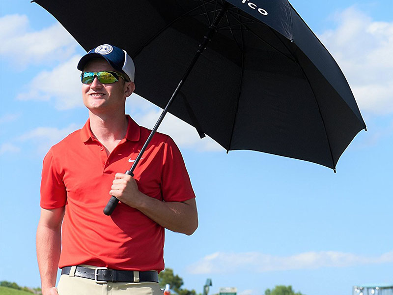 Golfer nên dựa vào nhu cầu và sở thích để lựa chọn sản phẩm phụ kiện golf phù hợp nhất