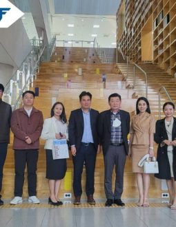 Ban lãnh đạo GolfGroup và Techgolf tham quan trụ sở đại học Hoseo