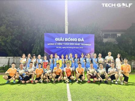 Đội hình miền Bắc tham dự giải bóng đá mừng sinh nhật Techgolf 7 tuổi
