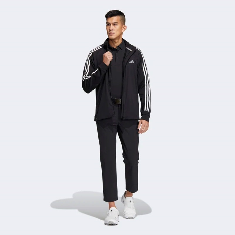 Golfer cần lưu ý về chất liệu, thiết kế và màu sắc để lựa chọn sản phẩm phù hợp