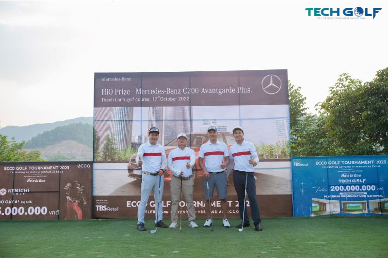 Các golfer check-in trước thềm giải ECCO Golf Tournament 2023