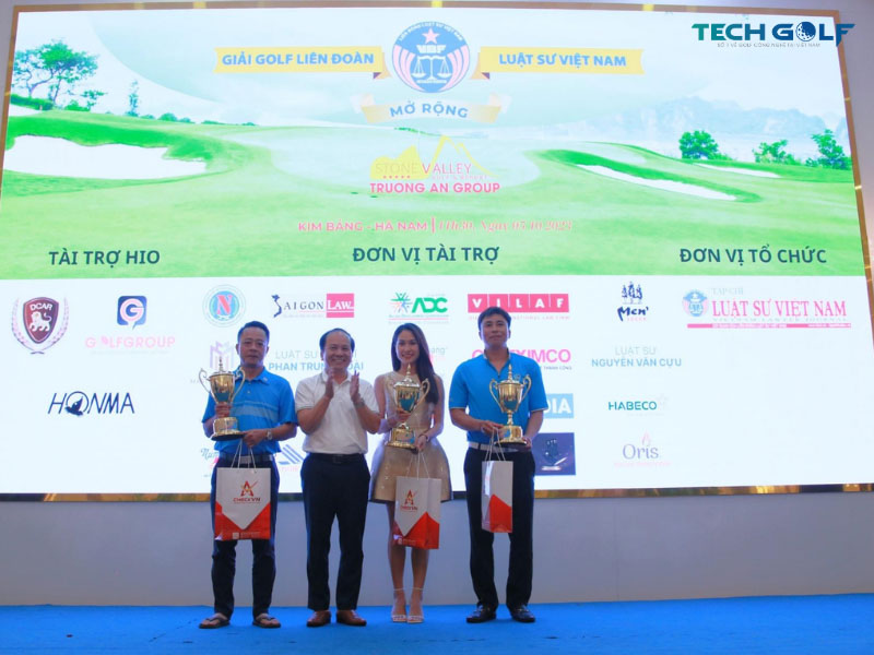 Các golfer đạt giải Nhất của mùa giải