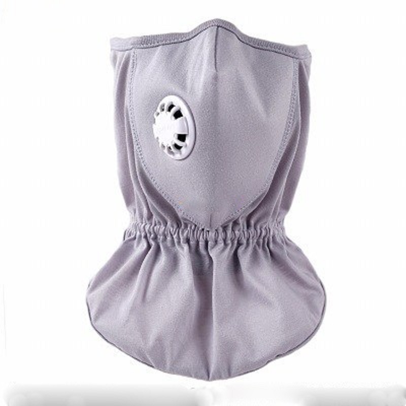 Khẩu trang chơi gôn của hãng có thiết kế thông minh, hiện đại