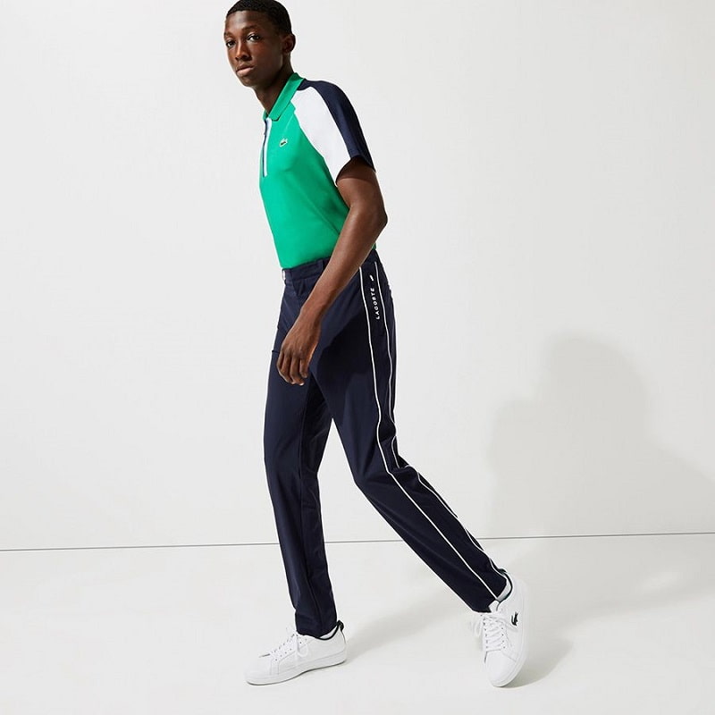 Quần dài golf Lacoste với độ co giãn 4 chiều