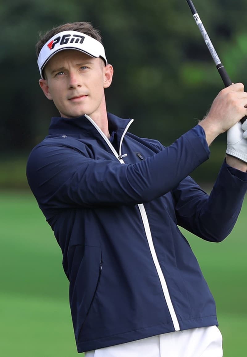 Hãng PGM cung cấp mẫu quần áo golf với nhiều màu sắc cho golfer lựa chọn
