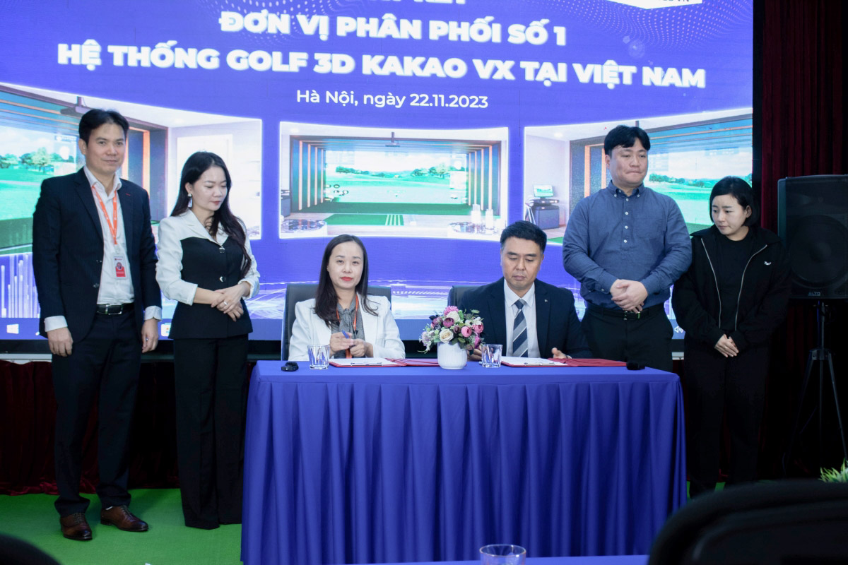 Techgolf ký kết hợp tác với Friends Golf Holdings phân phối phần mềm Kakao VX tại Việt Nam