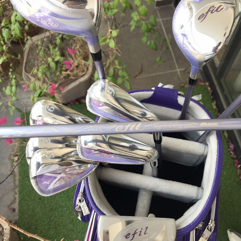 Bộ gậy golf sở hữu thông số kỹ thuật ấn tượng