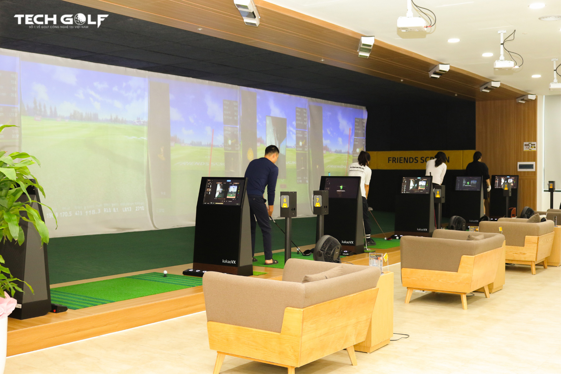 Phần mềm Kakao VX được các golfer lựa chọn để chơi game và luyện tập nâng cao kỹ thuật