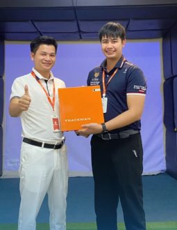 Giám đốc kỹ thuật Techgolf đào tạo về tính năng nâng cao của phần mềm golf 3D Trackman