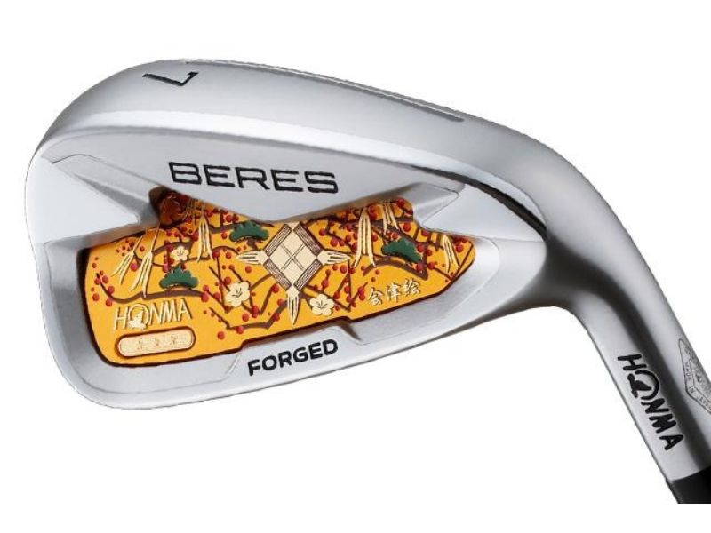 Hoạ tiết sơn mài của Aizu 3 sao lấy cảm hứng từ hoa anh đào mùa xuân ở Nhật Bản