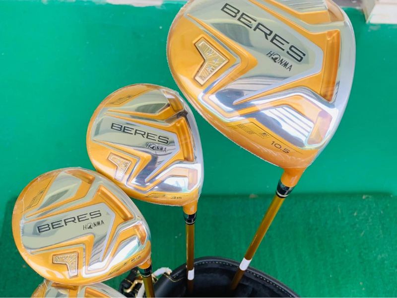 Bộ gậy phù hợp với người chơi trung niên và golfer thể lực trung bình