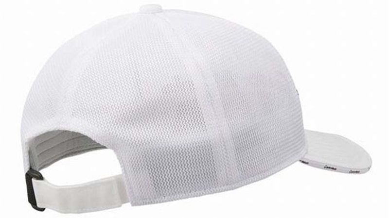 Sản phẩm được hãng TaylorMade trang bị khóa điều chỉnh ở mặt sau,