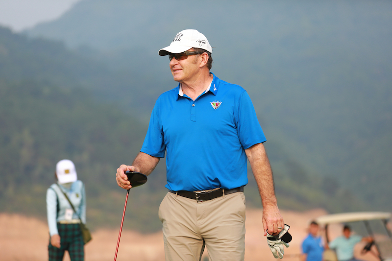 Nick Faldo từng trở lại Việt Nam nhân sịp Sinh nhật 1 năm của sân golf Thanh Lanh