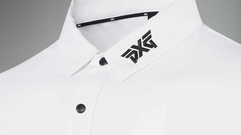 Áo golf được may phom chuẩn, giúp tôn lên vóc dáng của người mặc