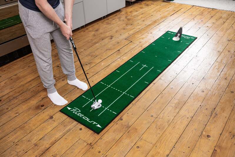Kiểm soát tốc độ tốt hơn với thảm golf PutOUT