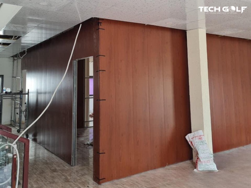 Diện mạo phòng golf 3D sau khi hoàn thiện khung vách nỉ