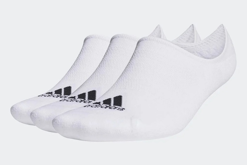 Tất golf Adidas được nhiều golfer lựa chọn