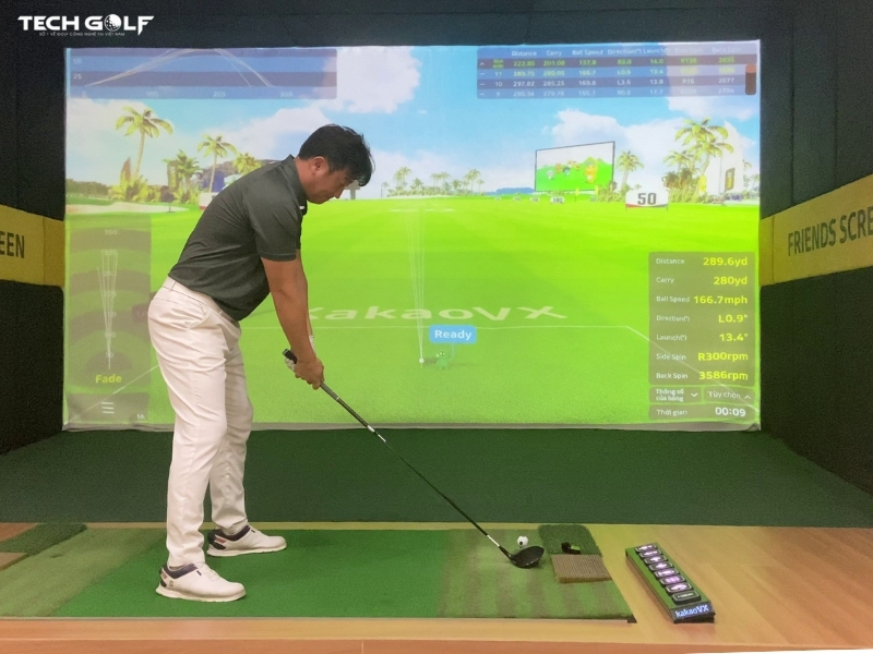 HLV Kim Ho Yong dành nhiều lời khen cho sản phẩm Callaway Paradym Ai Smoke